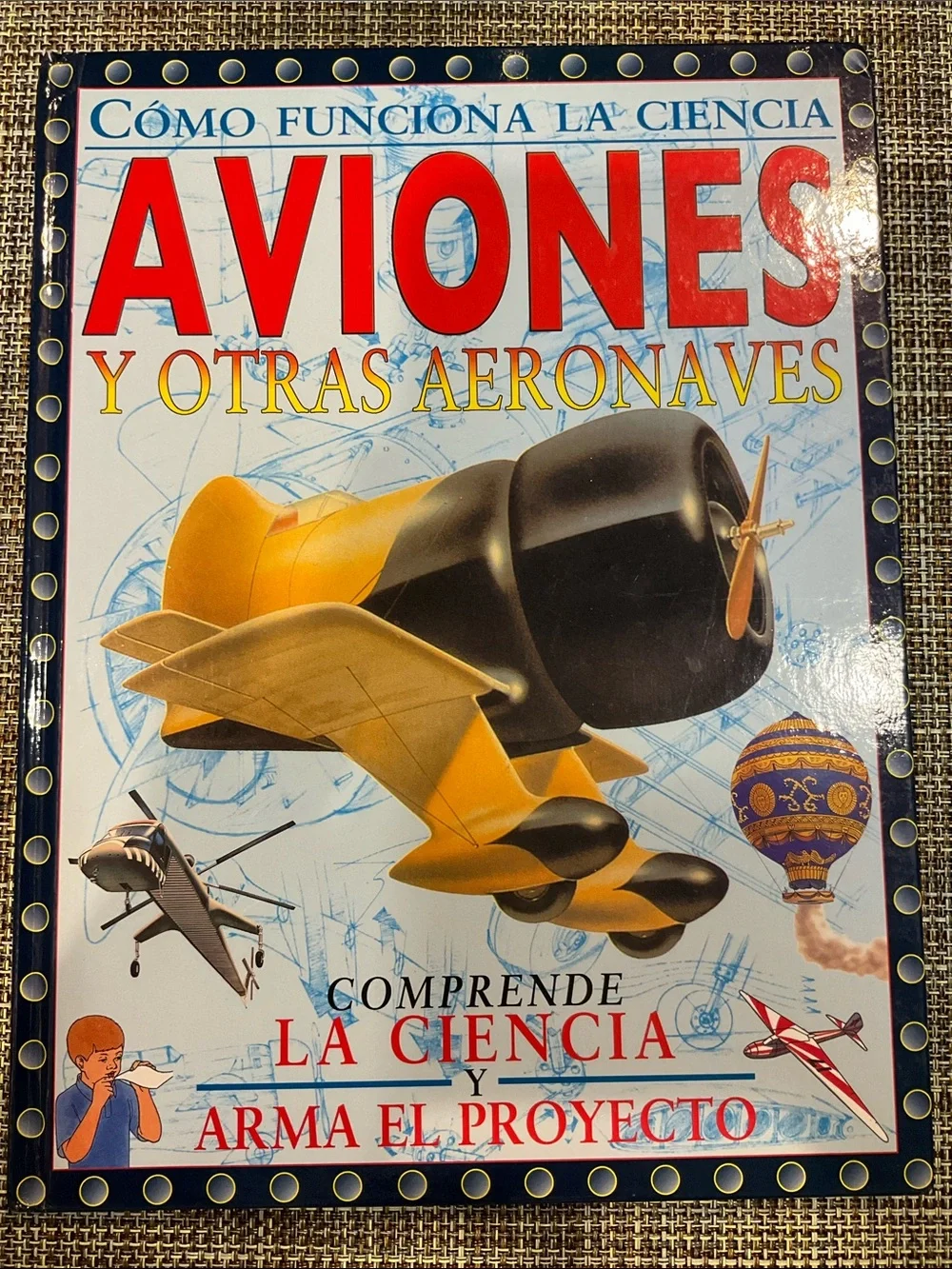 Autos Trenes y Motocicletas - Libro Infantil Educativo-Aviones NWT